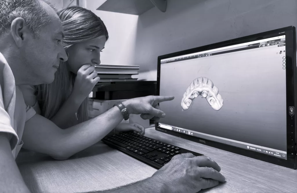 laboratior-dental-protesico-en-barcelona-3d-cam-fabricacion-de-protesis-dentales-3d